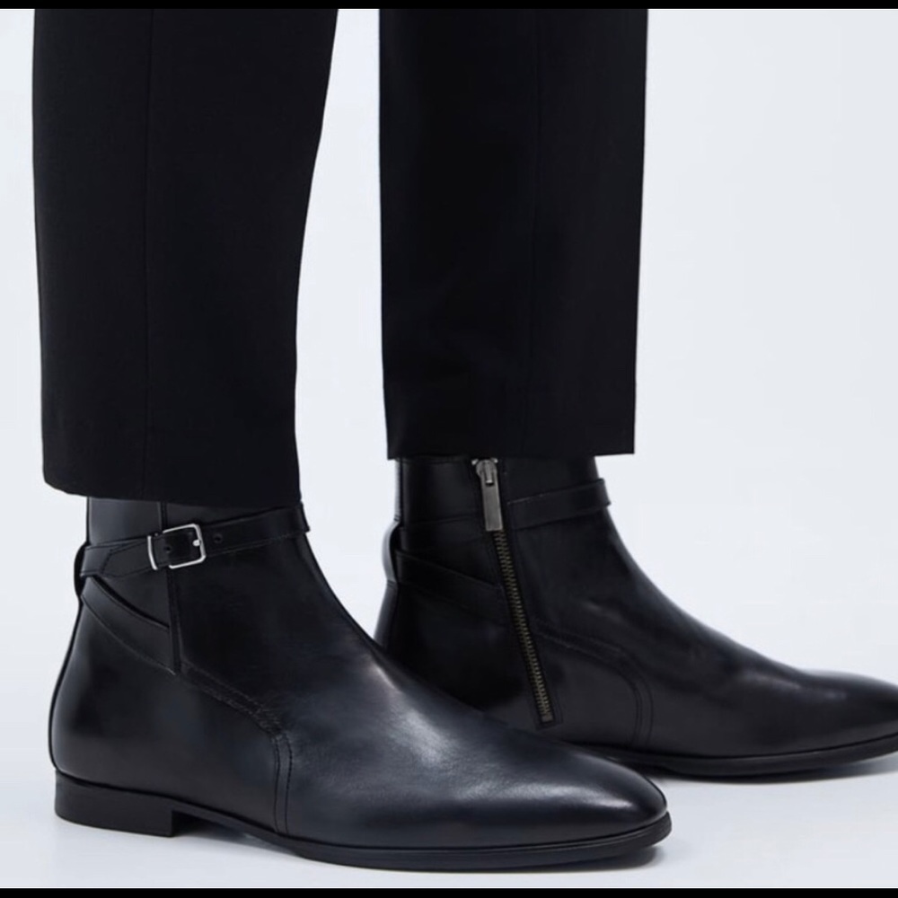 ZARA BLACK LEATHER ANKLE BOOTS WITH BUCKLE! 😍 Cuban Heal Size:10 (US) 43 (EU).